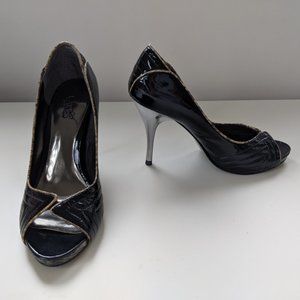 EUC (W6.5) - CARLOS SANTANA Quilted Peeptoe Pumps